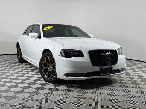 Used 2017 Chrysler 300 S AWD/4WD image 2