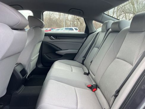 Used 2018 Honda Accord LX image 3