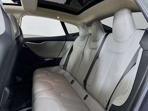 Used 2016 Tesla Model S P90D image 7
