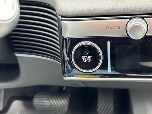 Certified 2024 Hyundai Ioniq 5 SEL AWD/4WD image 28