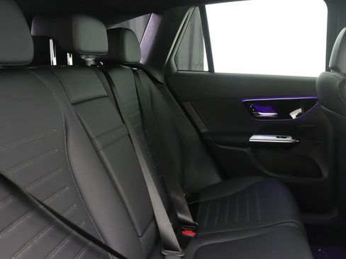 New 2026 Mercedes-Benz GLC 300 image 10