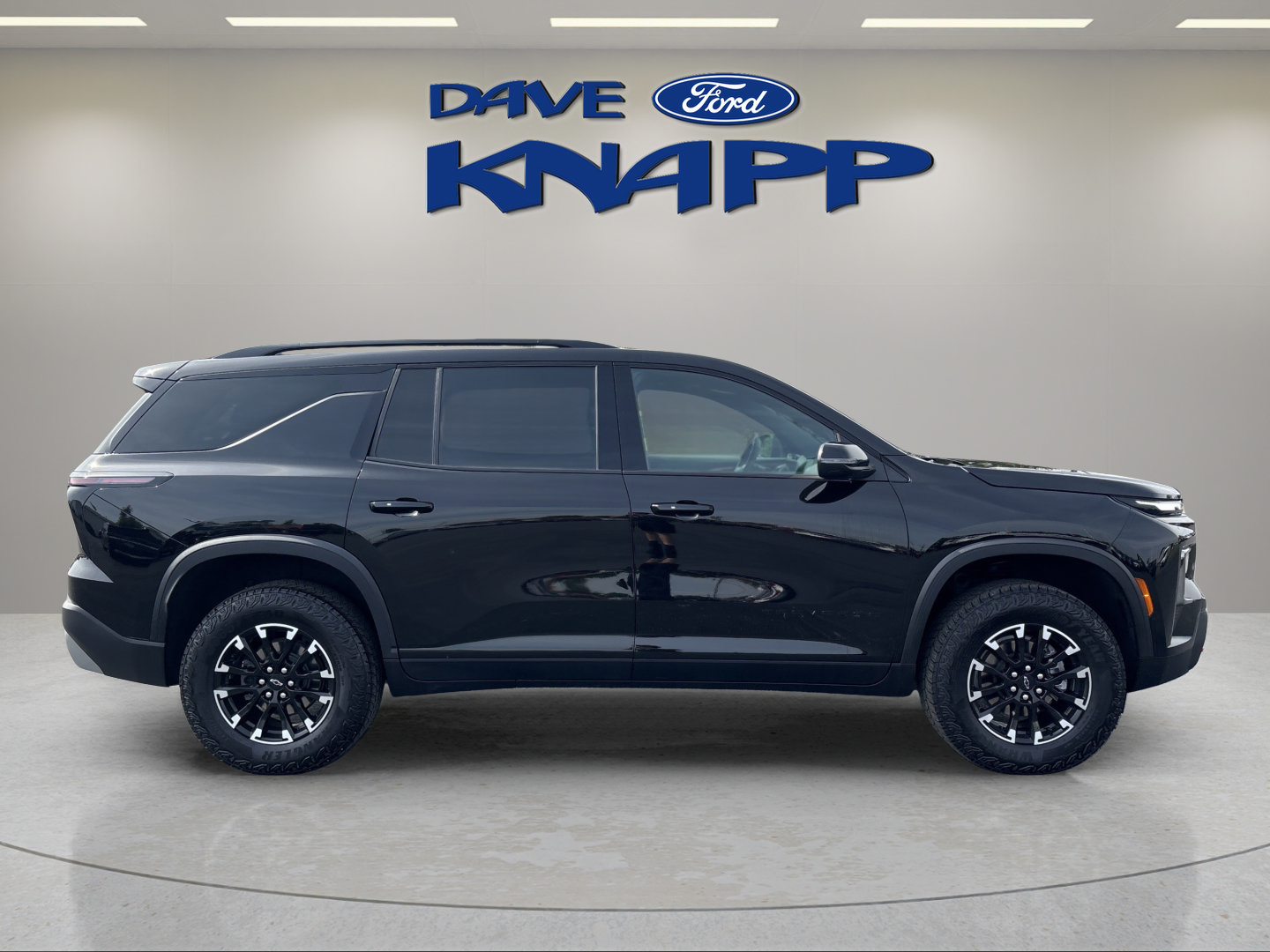 Used 2025 Chevrolet Traverse Z71 AWD/4WD image 8