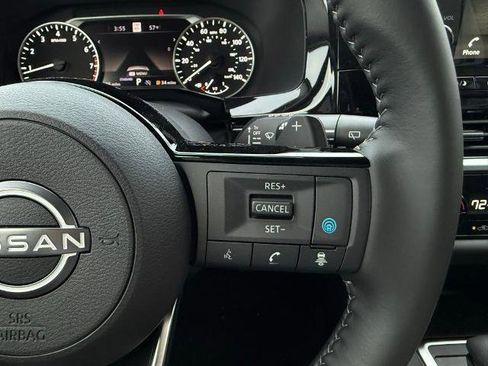 New 2025 Nissan Pathfinder SL image 23