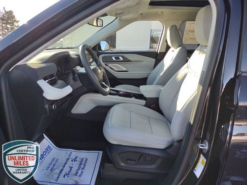 New 2026 Ford Explorer Platinum w/ LUX Leather Package image 9