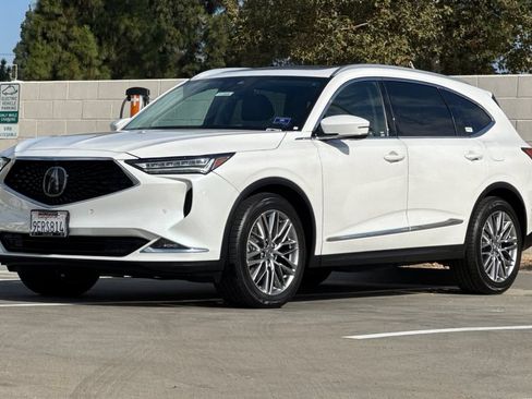 Used 2023 Acura MDX SH-AWD w/ Advance Package image 11