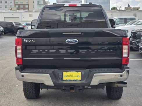 Certified 2022 Ford F250 Lariat w/ Lariat Ultimate Package AWD/4WD image 7