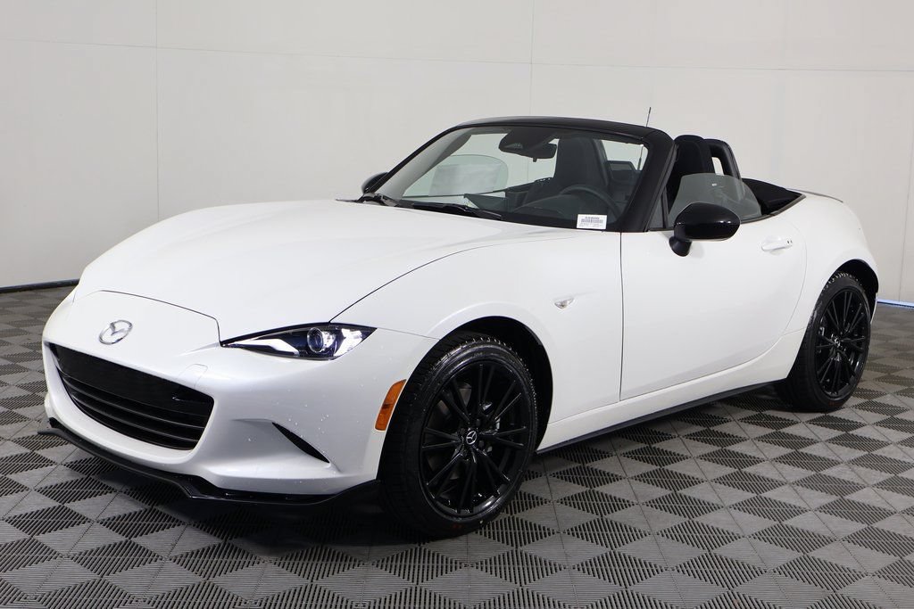 New 2026 MAZDA MX-5 Miata Club w/ Interior Package RWD image 3