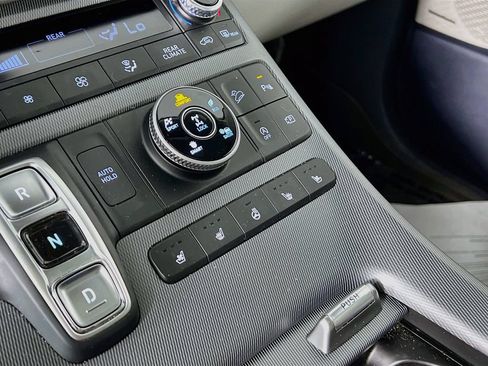 Used 2024 Hyundai Palisade Limited AWD/4WD image 20