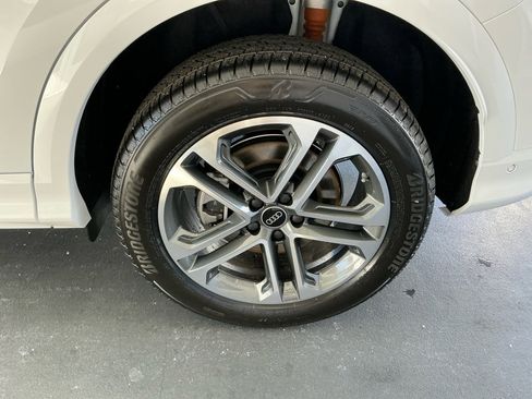 New 2025 Audi Q5 Premium image 21