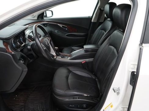 Used 2013 Buick LaCrosse Leather w/ Entertainment Package FWD image 11