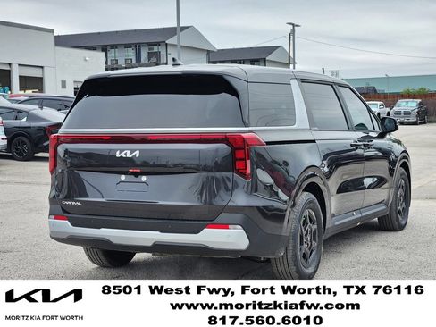New 2026 Kia Carnival FWD image 4