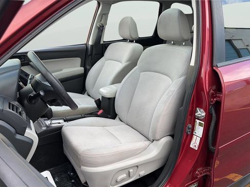 Used 2015 Subaru Forester 2.5i Premium w/ Popular Package #2 AWD/4WD image 13