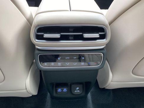 New 2026 Genesis GV80 3.5T Prestige image 22