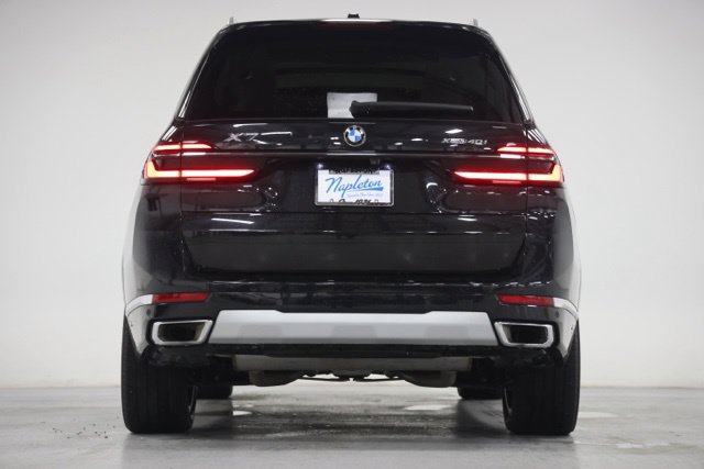 Used 2024 BMW X7 xDrive40i AWD/4WD image 16