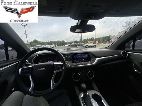 Used 2019 Chevrolet Blazer LT FWD image 10