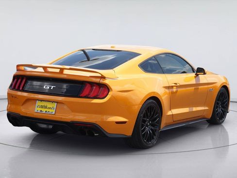Used 2018 Ford Mustang GT Premium w/ GT Performance Package RWD image 6