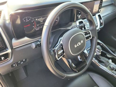 Used 2022 Kia Sorento SX image 23