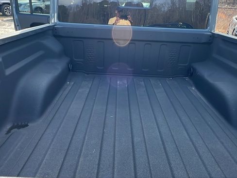 Used 2024 Jeep Gladiator Sport image 13