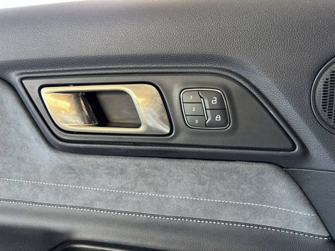 Used 2020 Ford Mustang Shelby GT350 w/ Technology Package RWD image 19