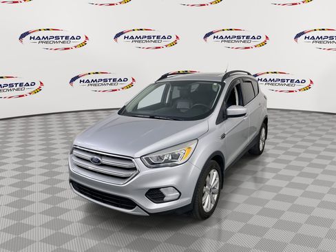 Used 2019 Ford Escape SEL AWD/4WD image 1