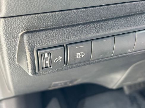 Used 2023 Toyota Corolla SE FWD image 23
