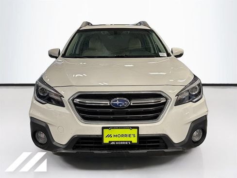 Used 2019 Subaru Outback 2.5i Limited w/ Popular Package #2 AWD/4WD image 2
