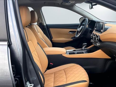 New 2025 Nissan Sentra SV w/ SV Premium Package image 11