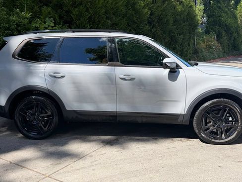 Used 2025 Kia Telluride SX Prestige X-Line AWD/4WD image 2