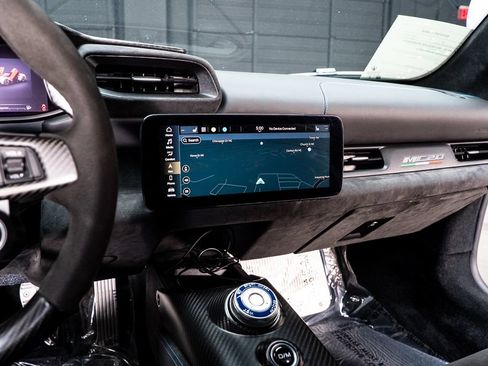 Used 2022 Maserati MC20 Coupe RWD image 43