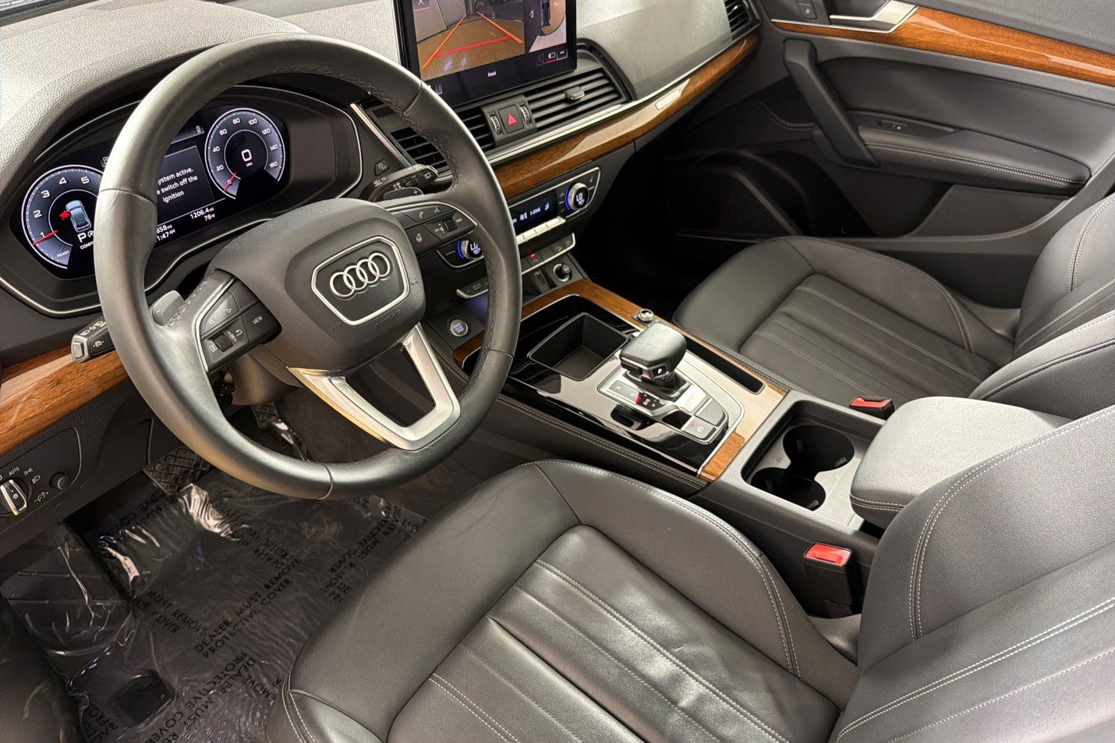 Used 2023 Audi Q5 2.0T Premium Plus w/ Premium Plus Package AWD/4WD image 9