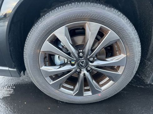 New 2025 Lexus UX 300h AWD image 9