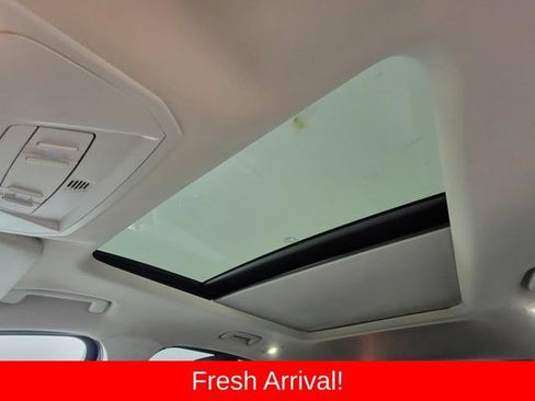 Used 2016 Ford Escape SE w/ SE Chrome Package FWD image 34