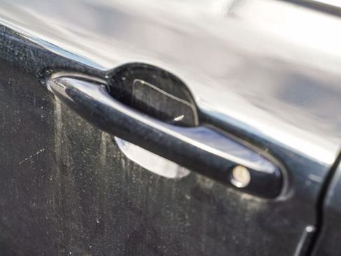 Used 2023 Toyota Camry SE image 10