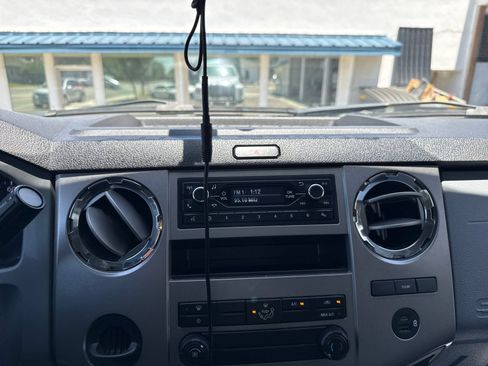 Used 2023 Ford F650 2WD Regular Cab Super Duty image 20