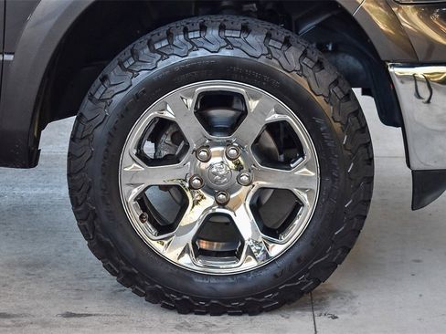 Used 2018 RAM 1500 Laramie w/ Convenience Group image 11