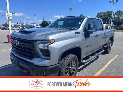 Used 2026 Chevrolet Silverado 2500 LT w/ Trail Boss Package AWD/4WD image 1