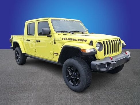 Used 2023 Jeep Gladiator Rubicon w/ Cold Weather Group AWD/4WD image 3