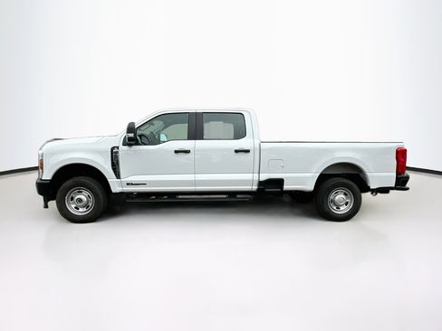 Used 2024 Ford F250 XL AWD/4WD image 4