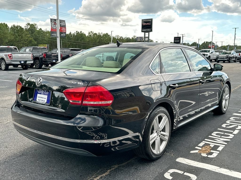 Used 2013 Volkswagen Passat TDI SEL Premium FWD image 7