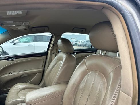 Used 2011 Buick Lucerne CXL w/ Driver Confidence Package FWD image 5