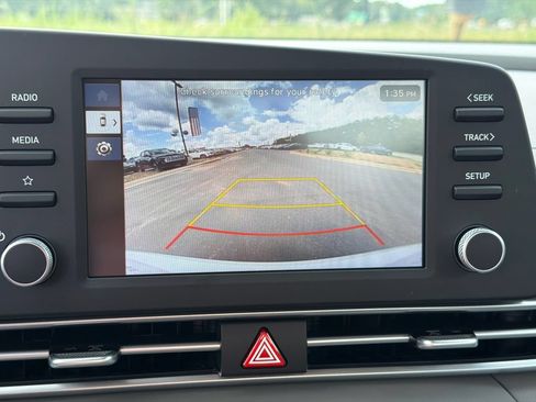 New 2026 Hyundai Elantra SEL Sport FWD image 28
