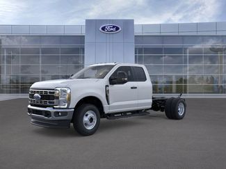 New 2025 Ford F350 XL w/ XL Chrome Package video 1
