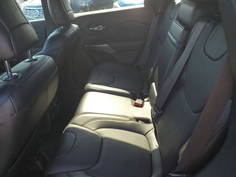 Used 2019 Jeep Cherokee High Altitude AWD/4WD image 13