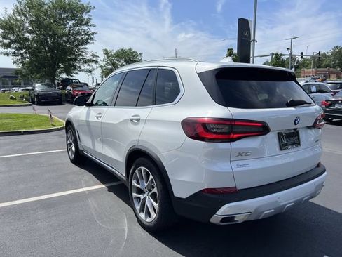 Used 2023 BMW X5 xDrive40i w/ Premium Package AWD/4WD image 5