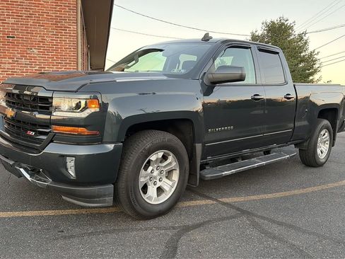 Used 2019 Chevrolet Silverado 1500 LT w/ All Star Edition image 2