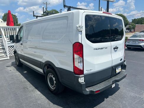 Used 2018 Ford Transit 150 130 Low Roof RWD image 5
