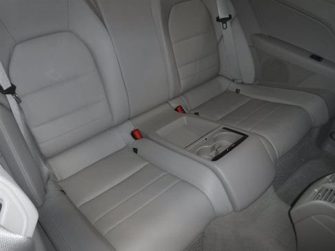 Used 2010 Mercedes-Benz E 350 Coupe image 28