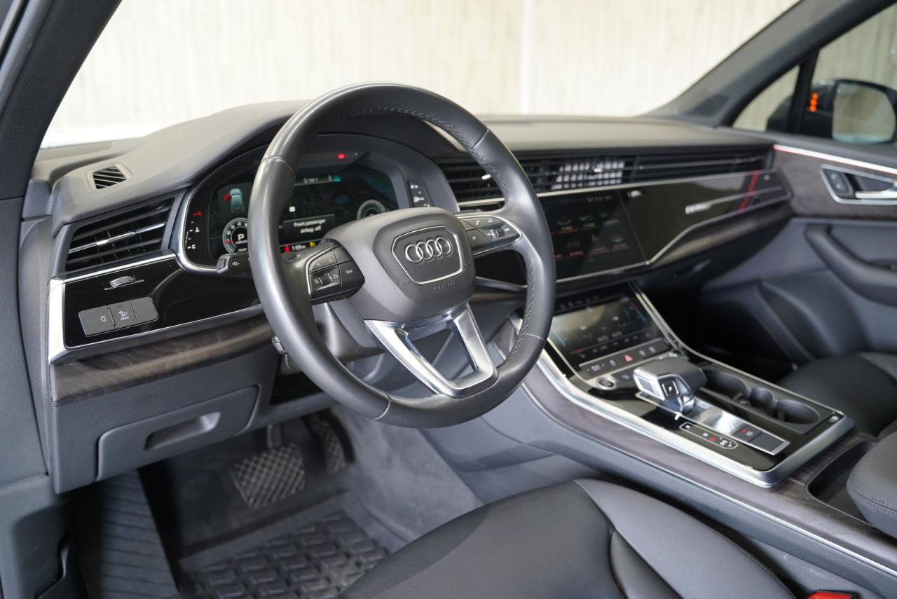 Used 2021 Audi Q7 2.0T Premium Plus w/ Premium Plus Package AWD/4WD image 11