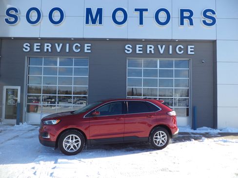 Used 2024 Ford Edge SEL w/ Convenience Package image 1