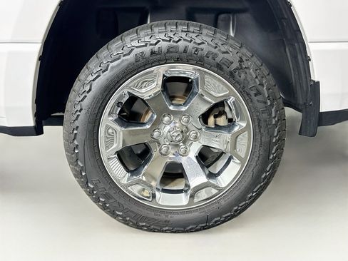 Used 2020 RAM 1500 Big Horn AWD/4WD image 11